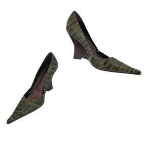 Vintage Y2K Luichiny Leather Heels 7 Green Texture Curved Stacked Wedge Artsy